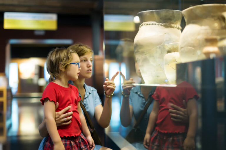 Los 5 MEJORES Museos de la Ciudad de Málaga en 2023